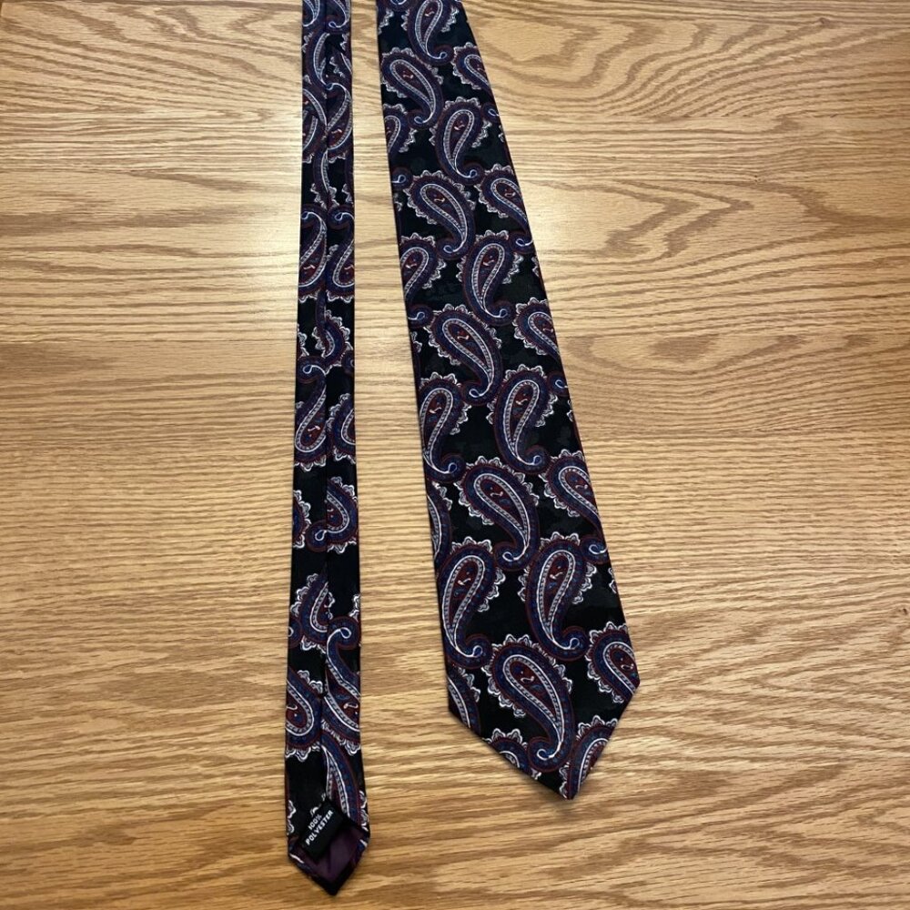Paisley Black/Blue/Dark Red Tie